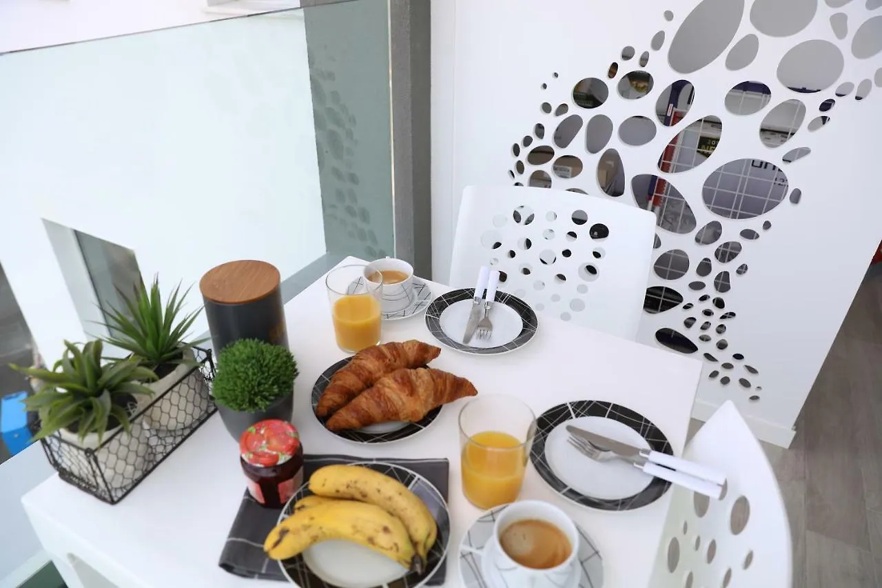 Luxury Apartment In Playa Paraiso By Altamarhomes