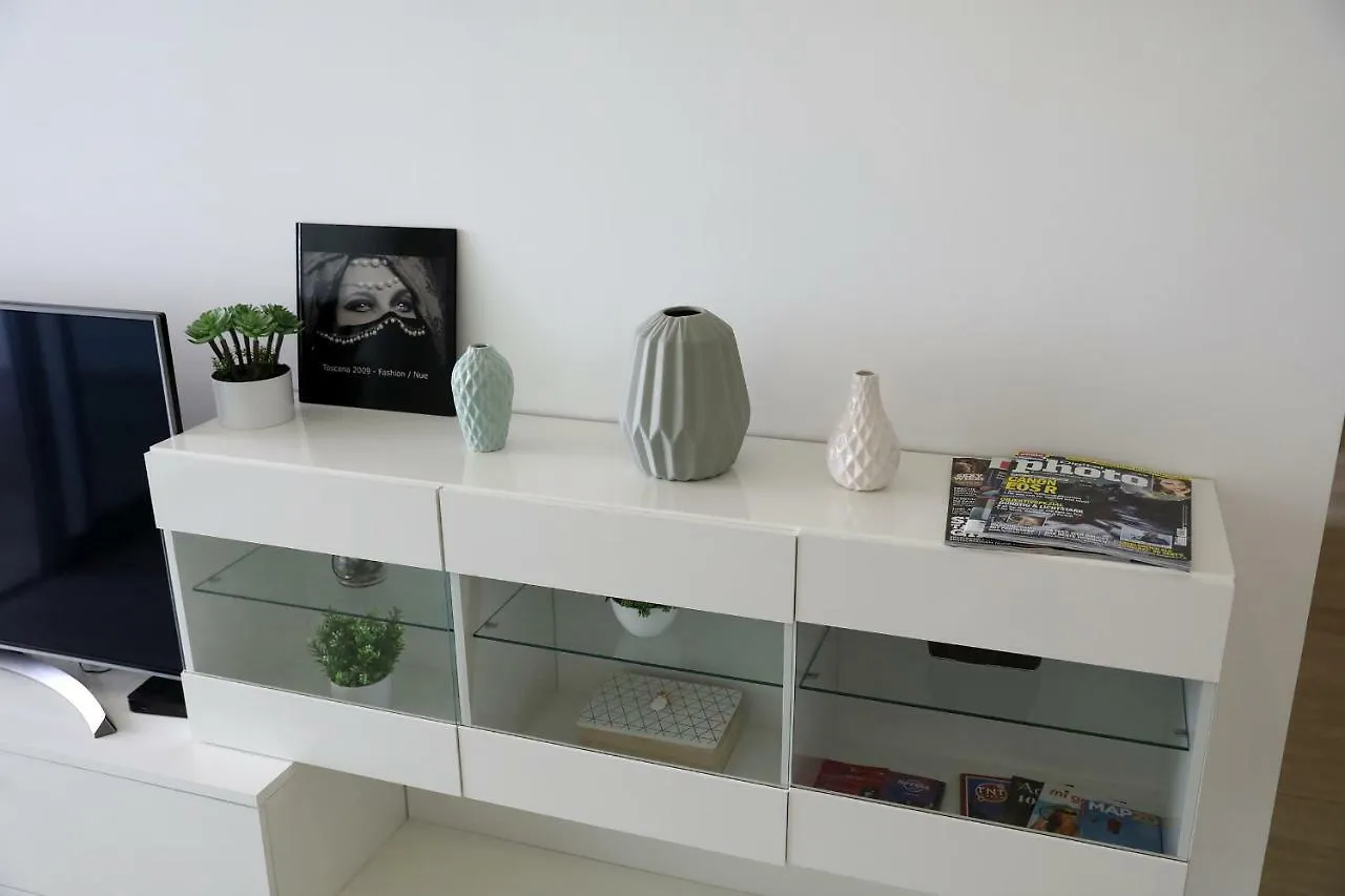 Luxury Apartment In Playa Paraiso By Altamarhomes Spanyolország