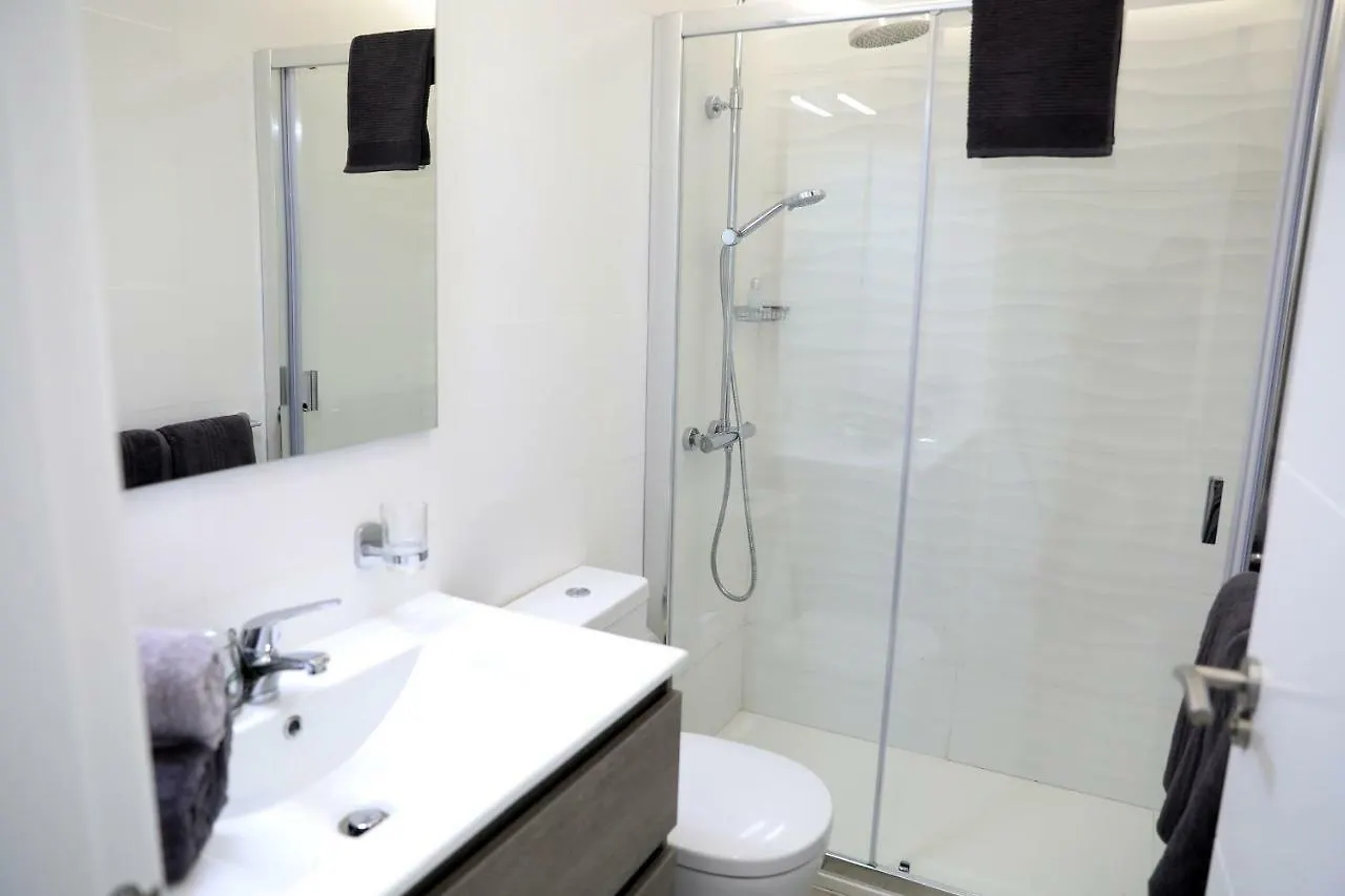 Luxury Apartment In Playa Paraiso By Altamarhomes Spanyolország