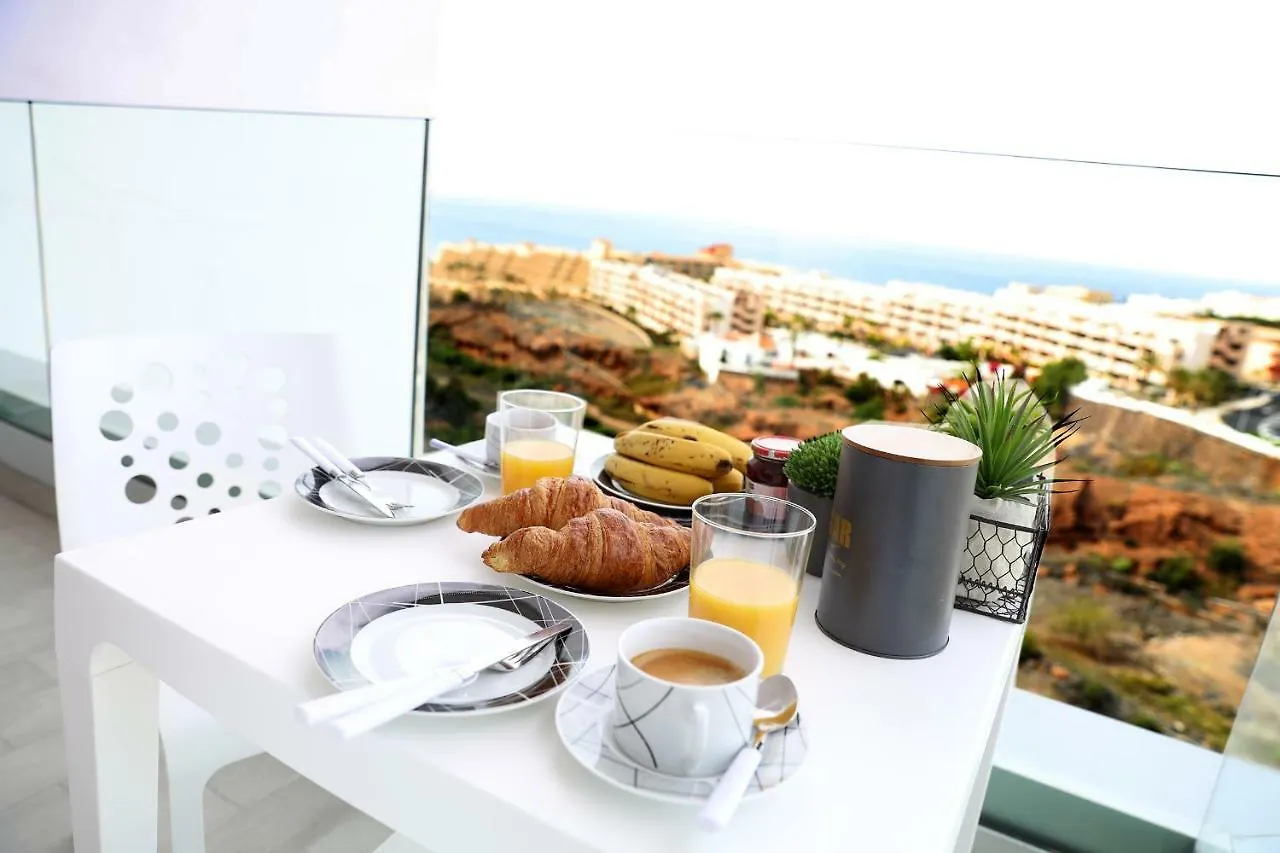 Luxury Apartment In Playa Paraiso By Altamarhomes